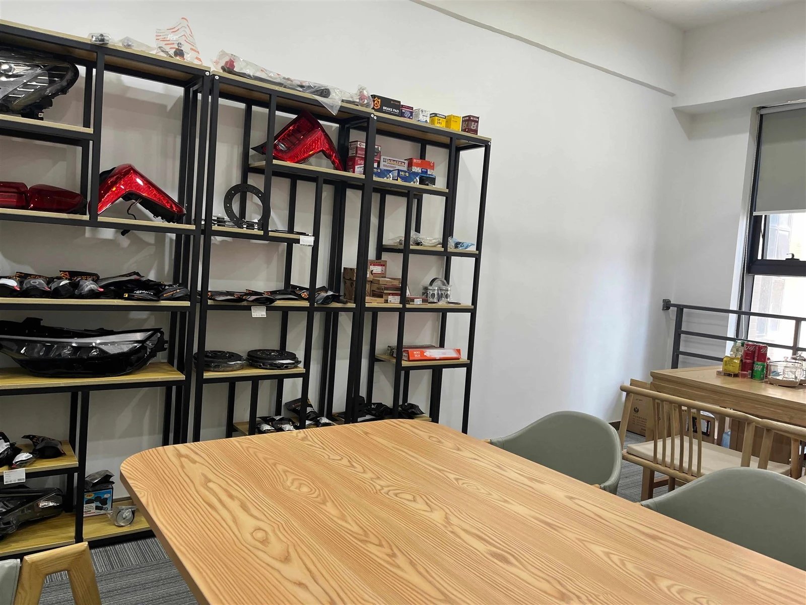 ayrgoe products dispaly room-04