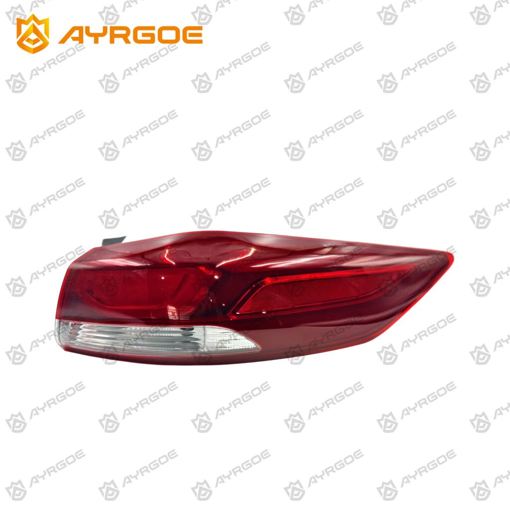 AYRGOE 92402-F2000-05 Luz trasera Exterior derecho HYUNDAI ELANTRA|AD 2016