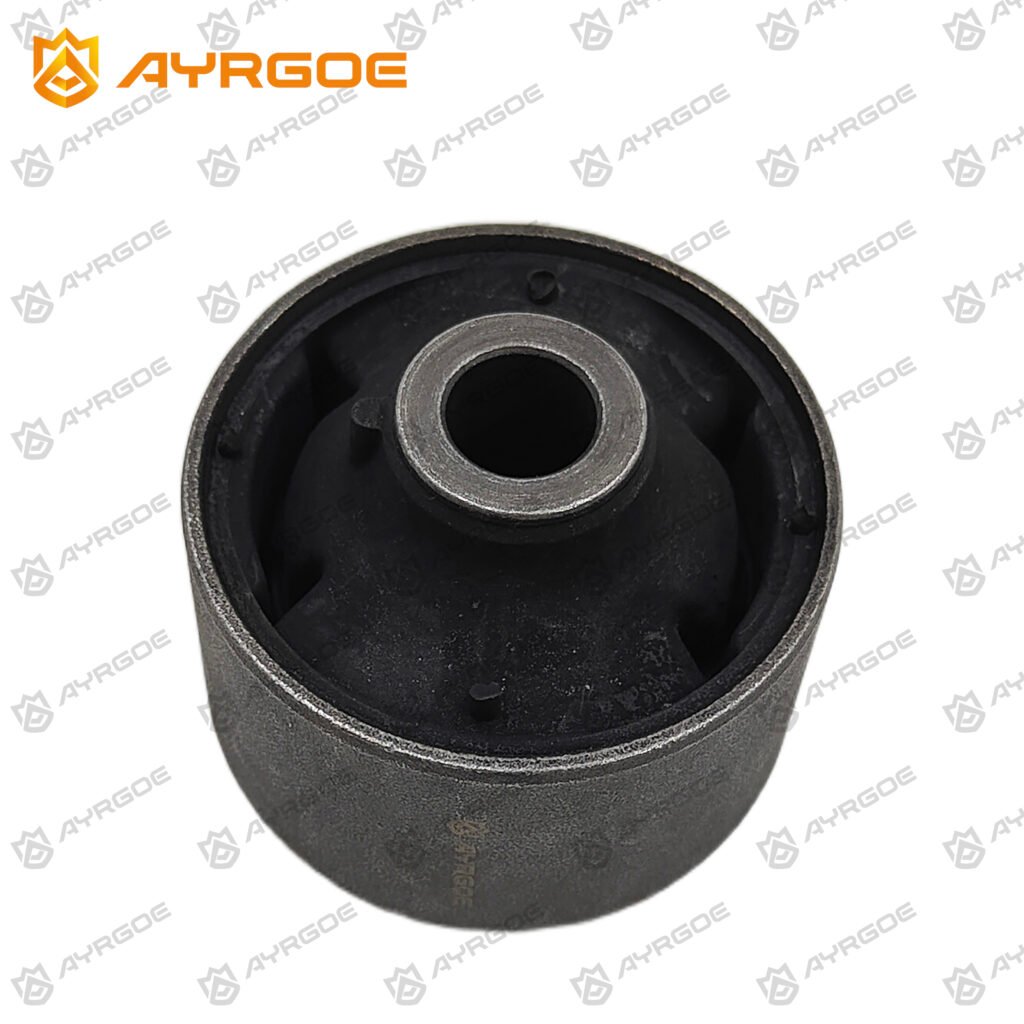 AYRGOE 54584-2E000-04 Сайлентблок рычага Передняя ось, нижний, передний/большой HYUNDAI ACCENT(SOLARIS) RB 11-17/ TUCSON JM 05-10/ELANTRA MD UD 11-15/KIA RIO UB 12-17/SPORTAGE JE KM 04-10/I30 GD 11-17 /I40 VF 11-/VELOSTER FS 11-14/ACCENT MC 06-11